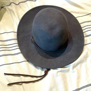 Brixton hat medium